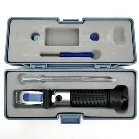 Portable Refractometer with ATC & LED Light  KL07344